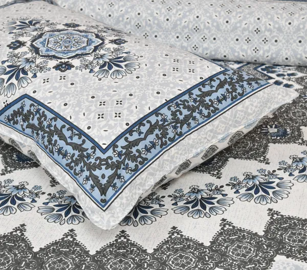 Sky_Blue_Cotton_Kaleen_Classic_Double_Bedsheet_With_Pillow_Cover_100_X_108_Cm